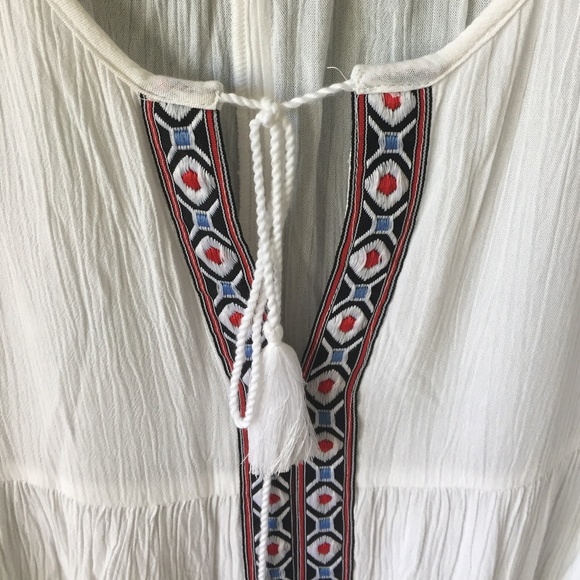 ❌SOLD❌ BRAND NEW Cold shoulder blouse - Picture 3 of 3